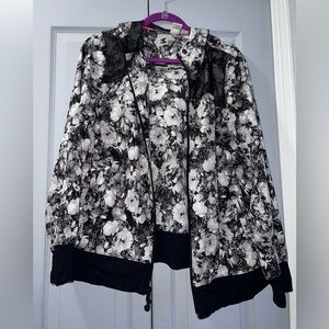 Lane Bryant LIVI Active Woman's 14/16 Hooded Lightweight Jacket